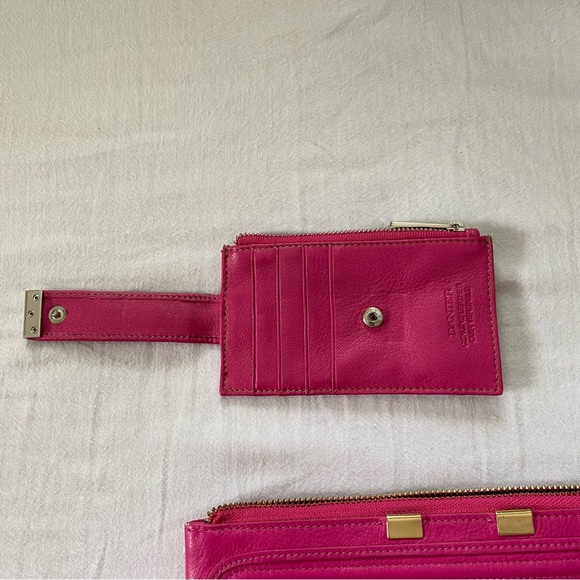 Danier 2pc Leather Hot Pink Clutch Wristlet Wallet Purse NEW without tags - Picture 11 of 16